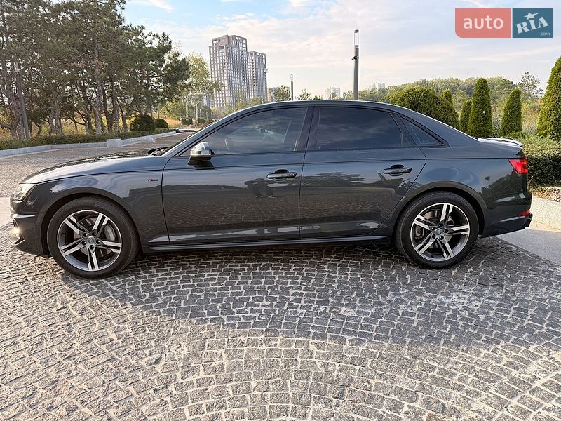 Седан Audi A4 2017 в Дніпрі