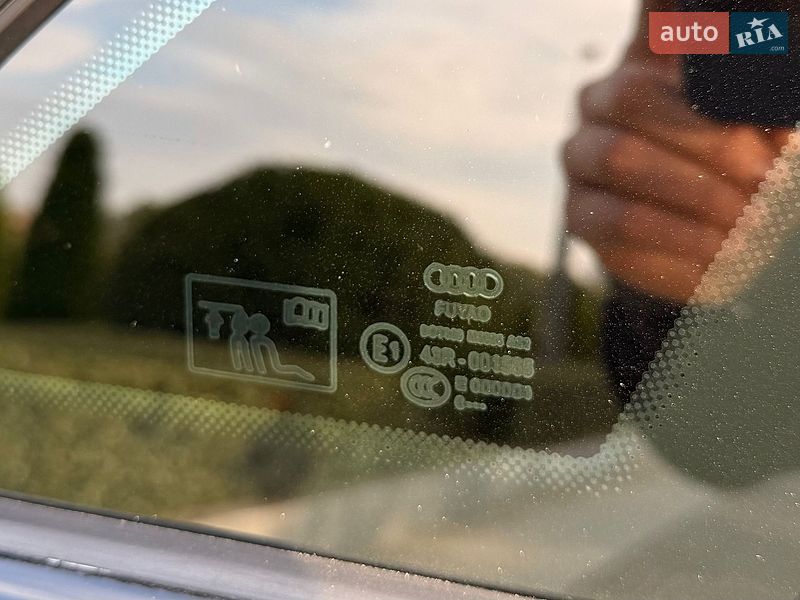 Седан Audi A4 2017 в Дніпрі