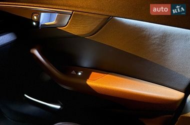 Седан Audi A4 2017 в Дніпрі