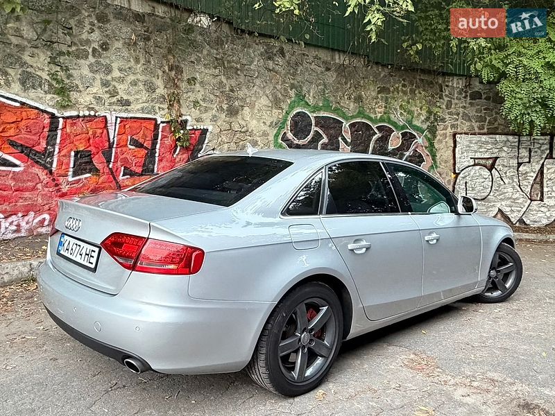 Седан Audi A4 2008 в Киеве
