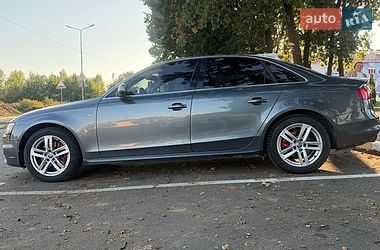Седан Audi A4 2014 в Киеве