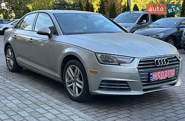 Седан Audi A4 2017 в Львове