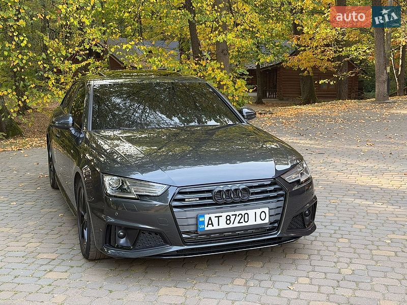 Audi A4, фото з оголошення