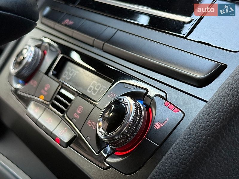 Седан Audi A4 2014 в Дрогобыче