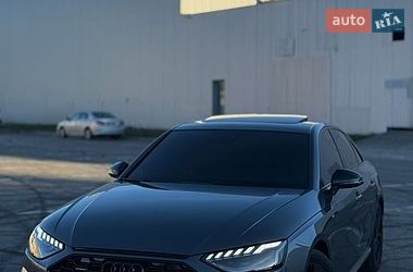 Седан Audi A4 2022 в Полтаве
