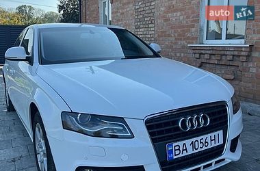 Седан Audi A4 2009 в Новомиргороде