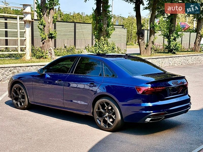 Седан Audi A4 2020 в Вінниці
