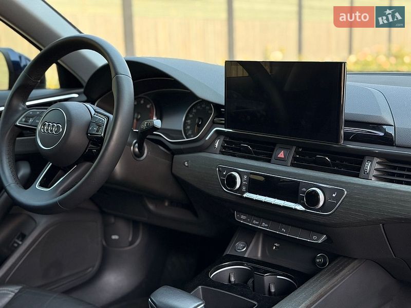 Седан Audi A4 2020 в Вінниці