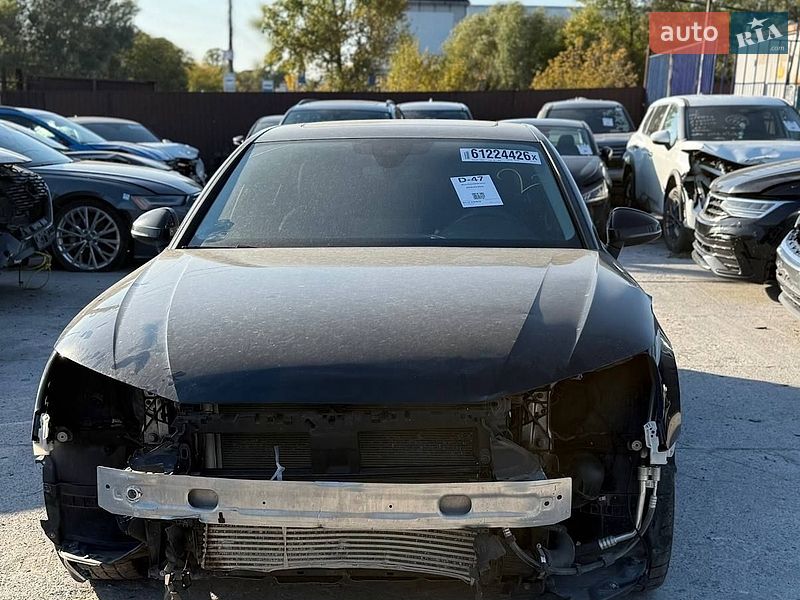 Седан Audi A4 2023 в Києві