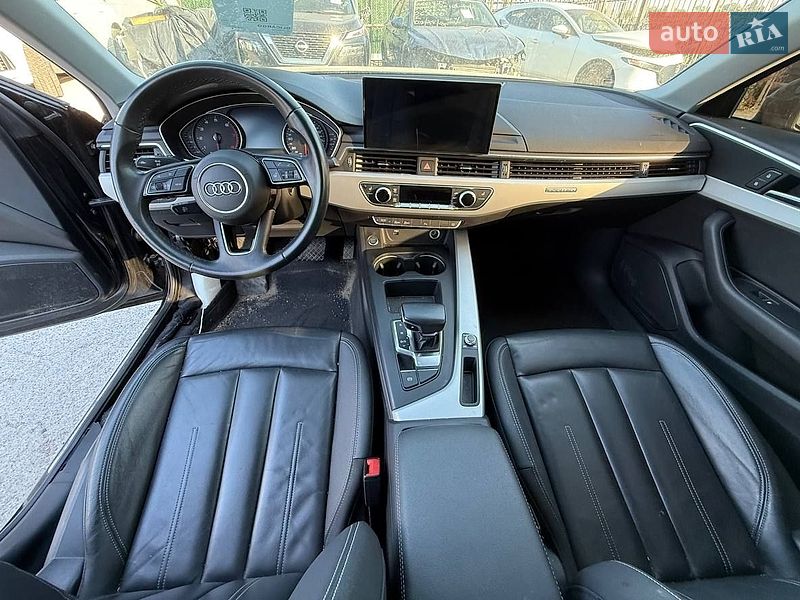 Седан Audi A4 2023 в Києві