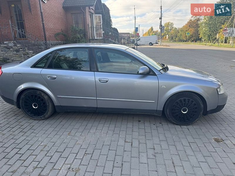 Седан Audi A4 2002 в Красилові