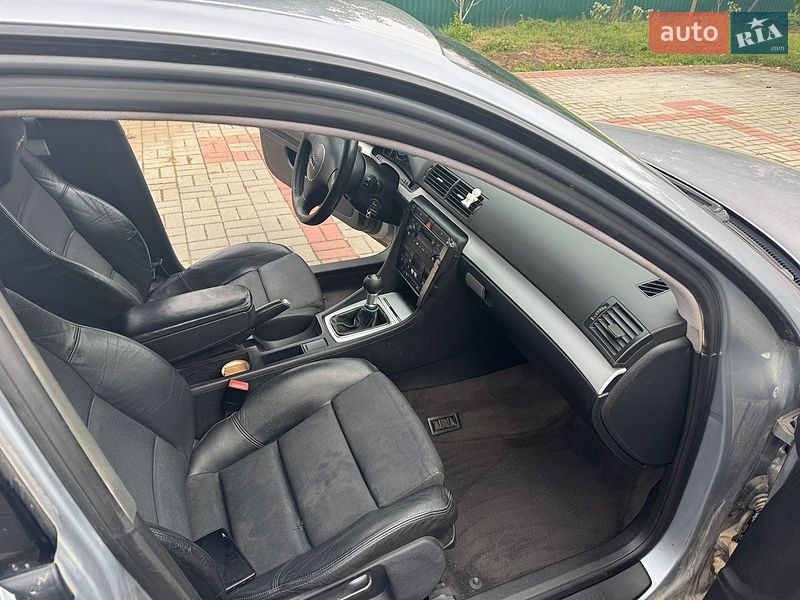 Седан Audi A4 2002 в Красилові