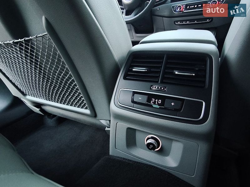 Седан Audi A4 2019 в Ивано-Франковске