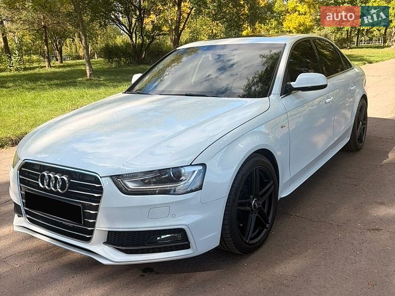 Седан Audi A4 2015 в Ровно фото Седан Audi A4 2015 в Ровно