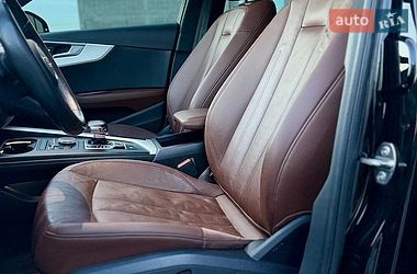 Седан Audi A4 2018 в Тернополе