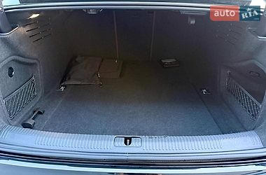 Седан Audi A4 2018 в Тернополе