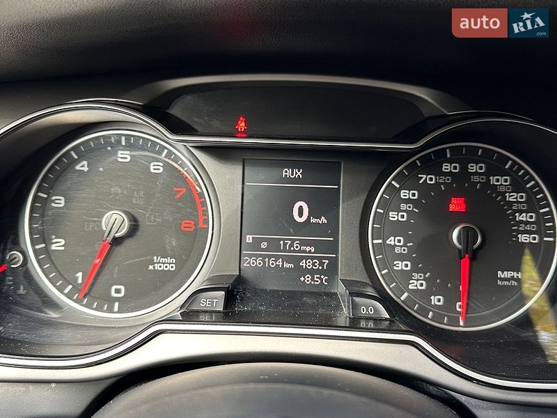 Седан Audi A4 2012 в Луцьку