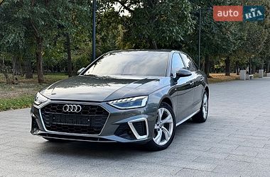 Седан Audi A4 2020 в Одесі