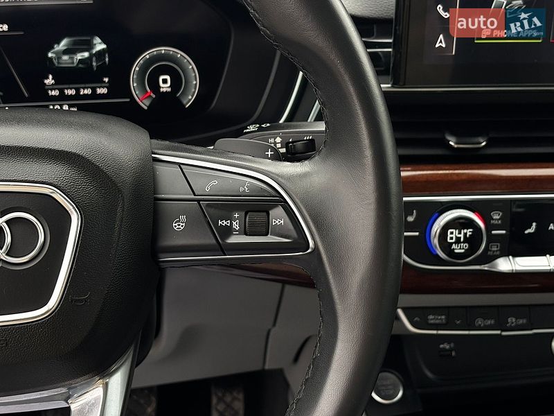 Седан Audi A4 2021 в Львове