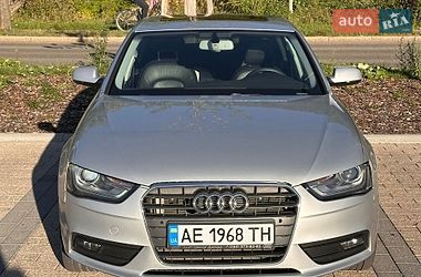 Седан Audi A4 2013 в Дніпрі
