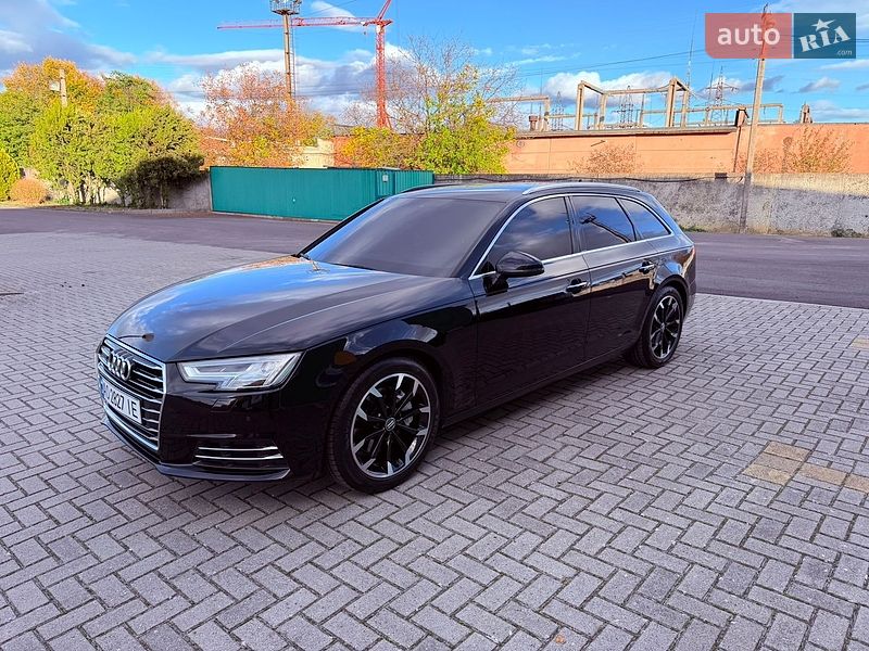 Універсал Audi A4 2018 в Мукачевому