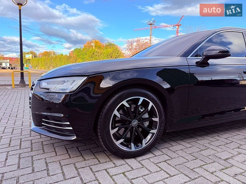 Універсал Audi A4 2018 в Мукачевому