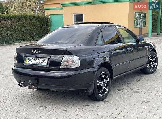 Седан Audi A4 1996 в Львове