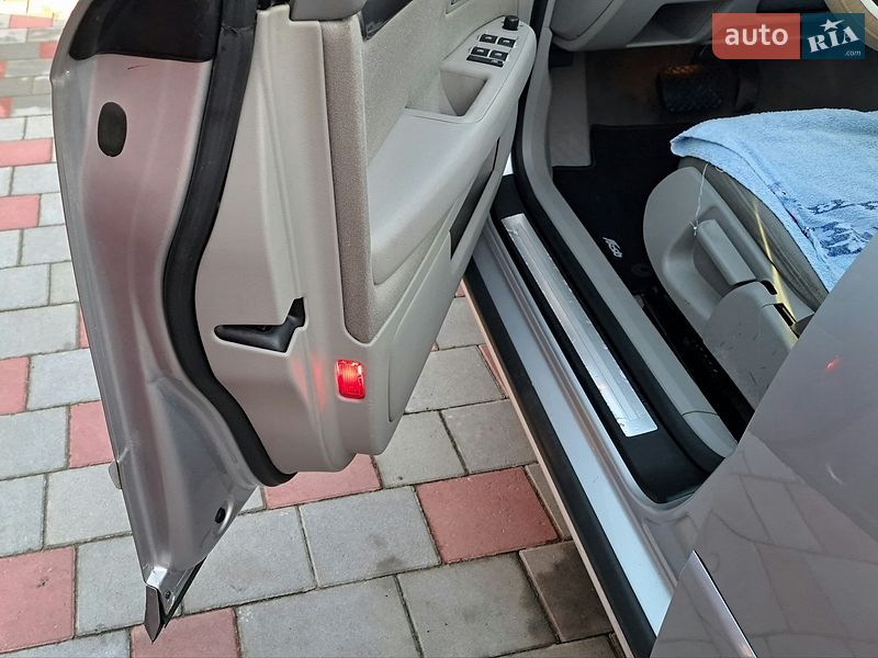Седан Audi A4 2005 в Снятине