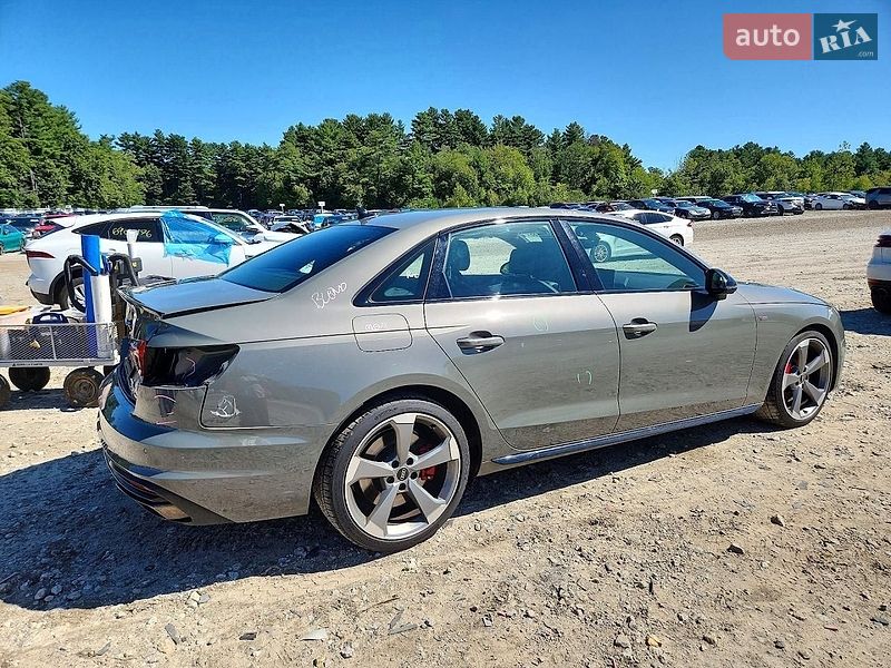 Седан Audi A4 2022 в Хмельницком