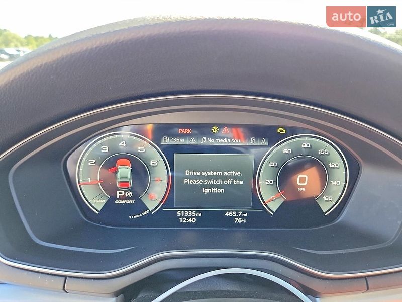 Седан Audi A4 2022 в Хмельницком