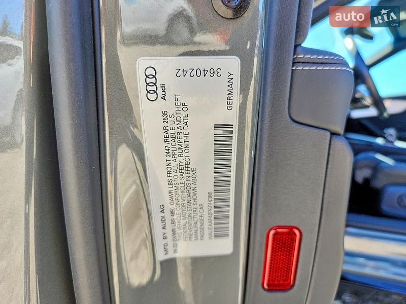 Седан Audi A4 2022 в Хмельницком