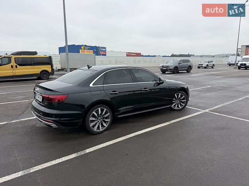 Седан Audi A4 2020 в Львові