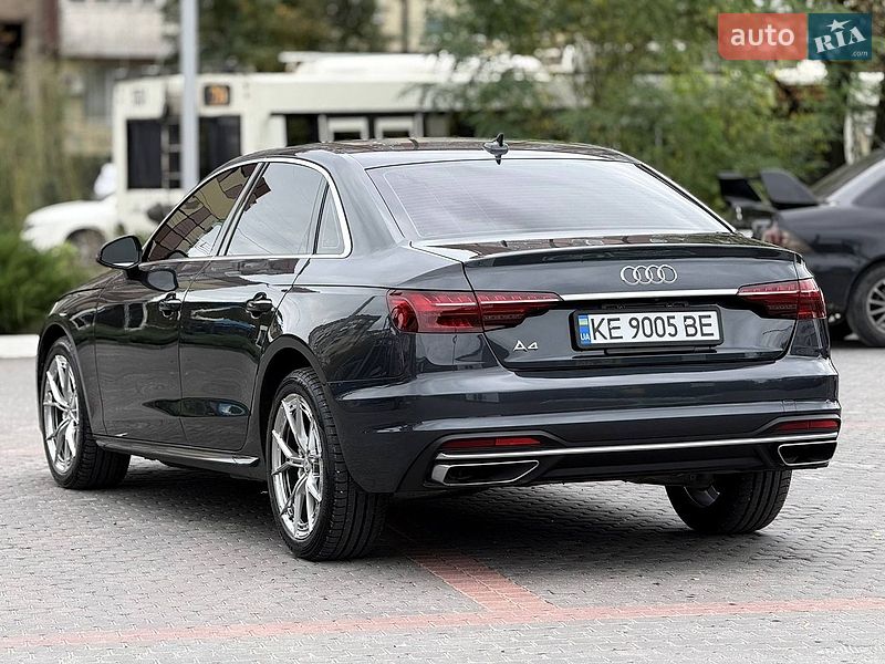 Седан Audi A4 2020 в Днепре