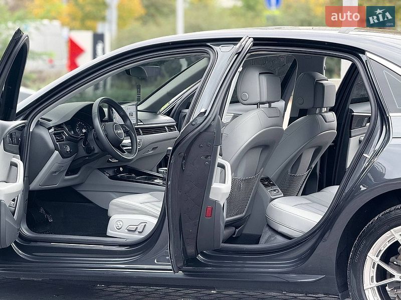 Седан Audi A4 2020 в Днепре