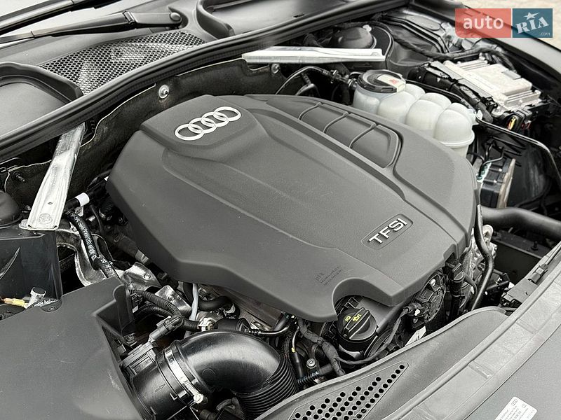 Седан Audi A4 2020 в Днепре