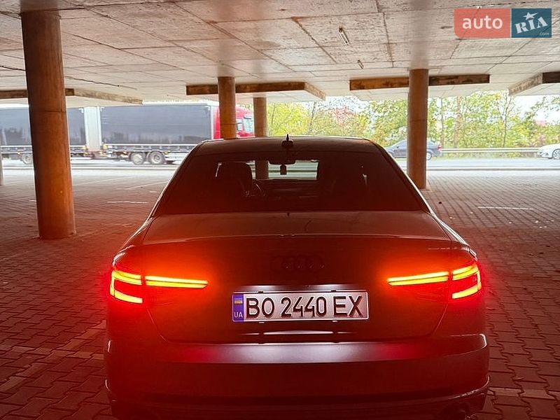 Седан Audi A4 2016 в Тернополі