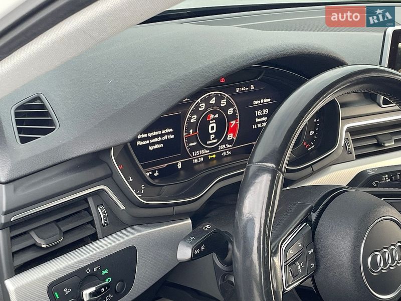 Седан Audi A4 2016 в Тернополе