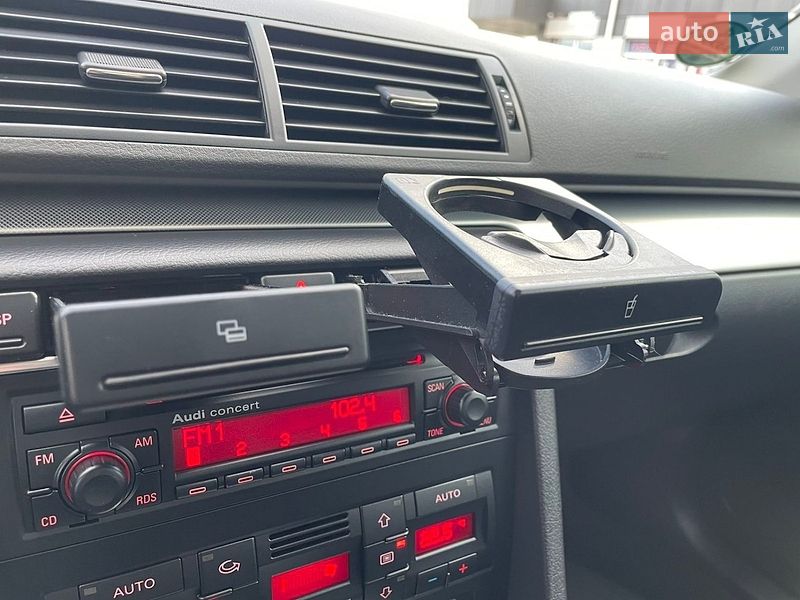 Седан Audi A4 2006 в Каменском