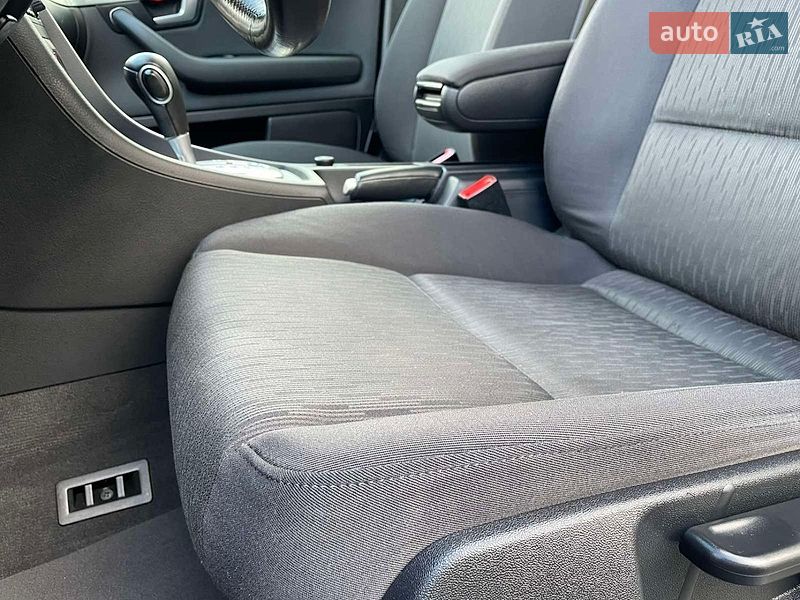 Седан Audi A4 2006 в Каменском