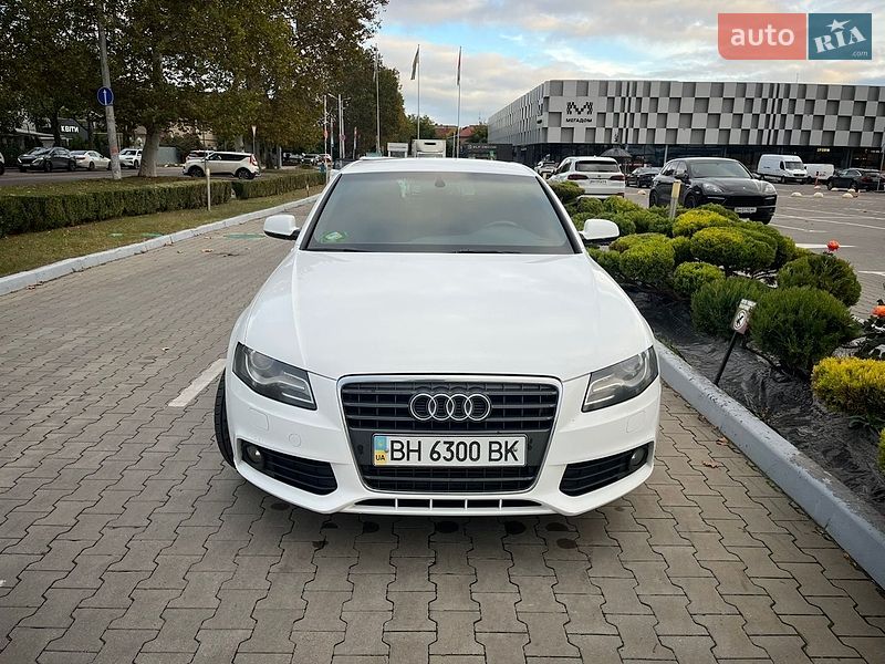 Седан Audi A4 2010 в Одесі