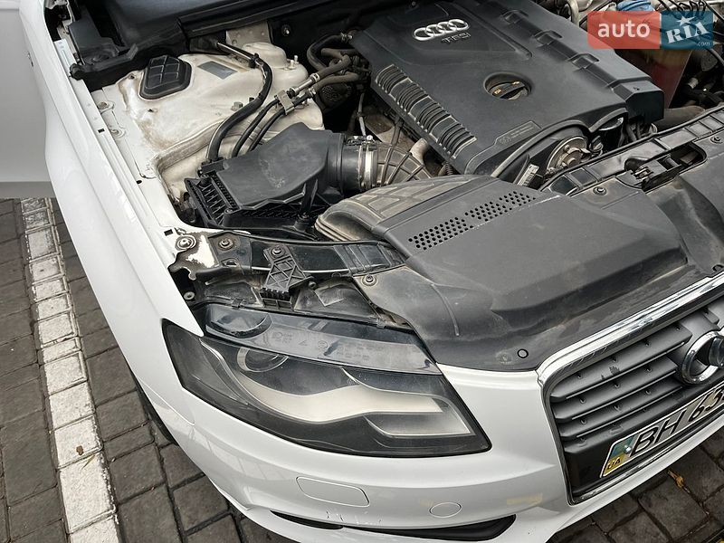 Седан Audi A4 2010 в Одесі