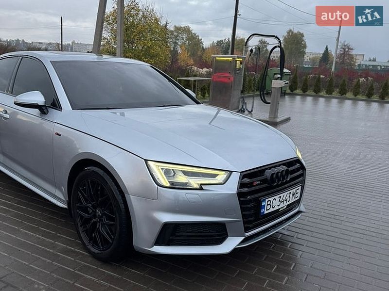 Седан Audi A4 2017 в Золочеве