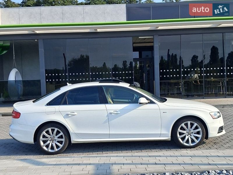 Седан Audi A4 2014 в Ирпене