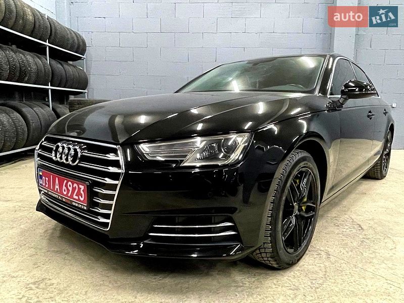 Седан Audi A4 2017 в Хмельницком