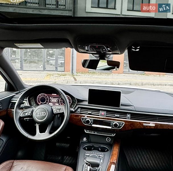 Седан Audi A4 2017 в Мостиській