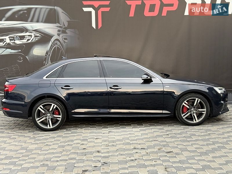 Седан Audi A4 2017 в Львове