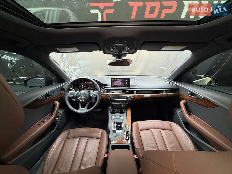 Седан Audi A4 2017 в Львове