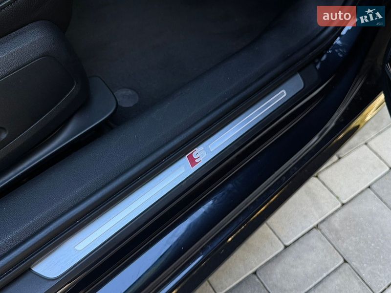 Седан Audi A4 2017 в Тернополе