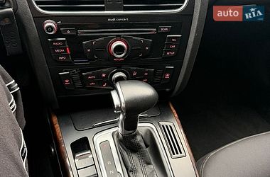 Седан Audi A4 2013 в Кам'янському