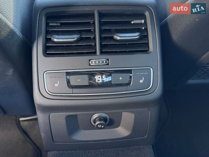 Седан Audi A4 2017 в Києві